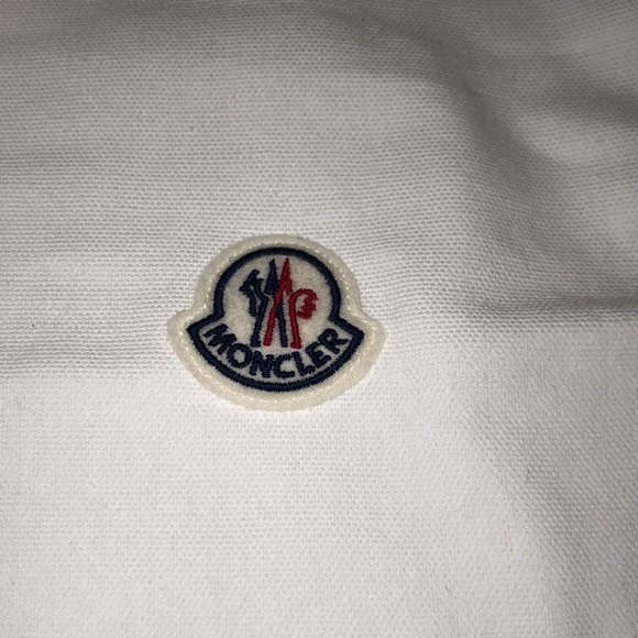 Moncler white dust bag 13.5x9.75 inches - Picture 2 of 2